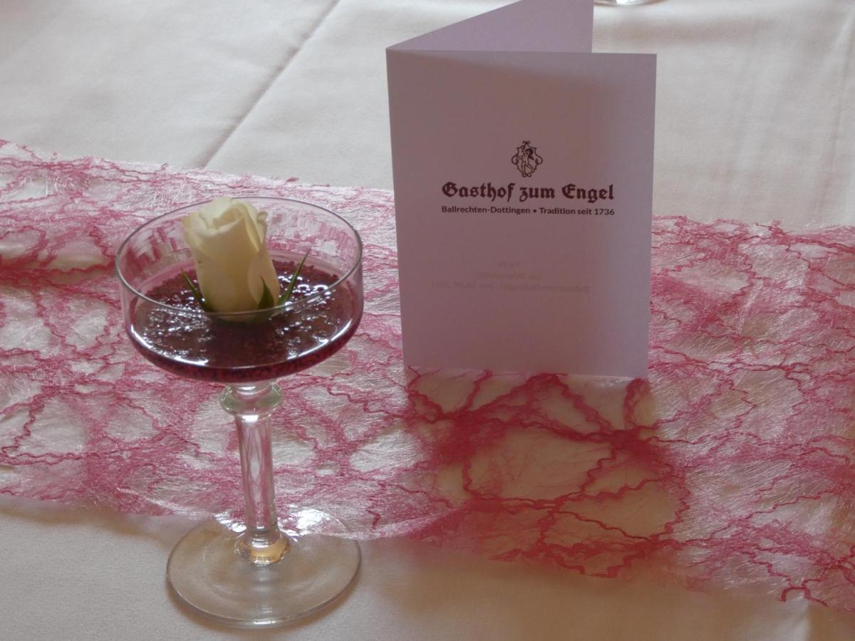 Hotel Gasthof Zum Engel Döttingen Esterno foto